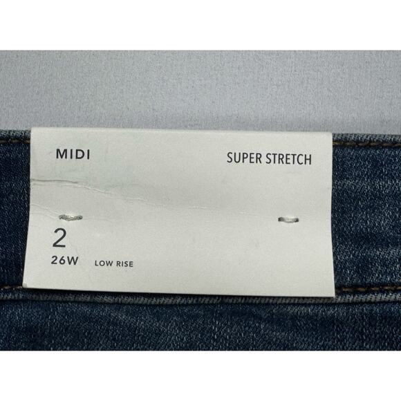 NWT American Eagle Women's Distressed Midi Cut-Off Denim Shorts - Size 2 (27x4) - Picture 8 of 8